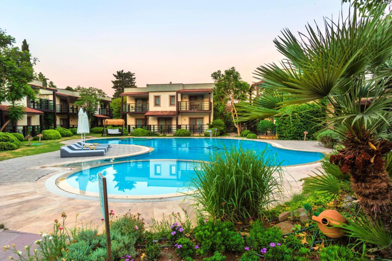 Faros Bodrum Hotel - Special Category Golturkbuku Exteriör bild